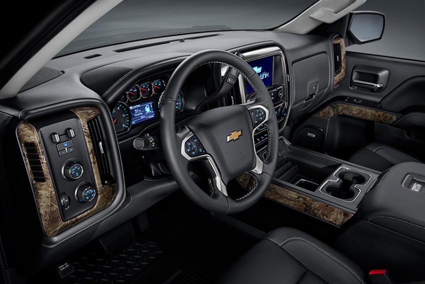 Chevrolet 2016 Silverado Realtree Edition - interior
