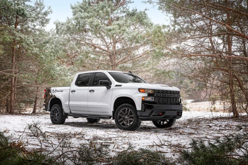 2021 chevrolet silverado realtree edition - full