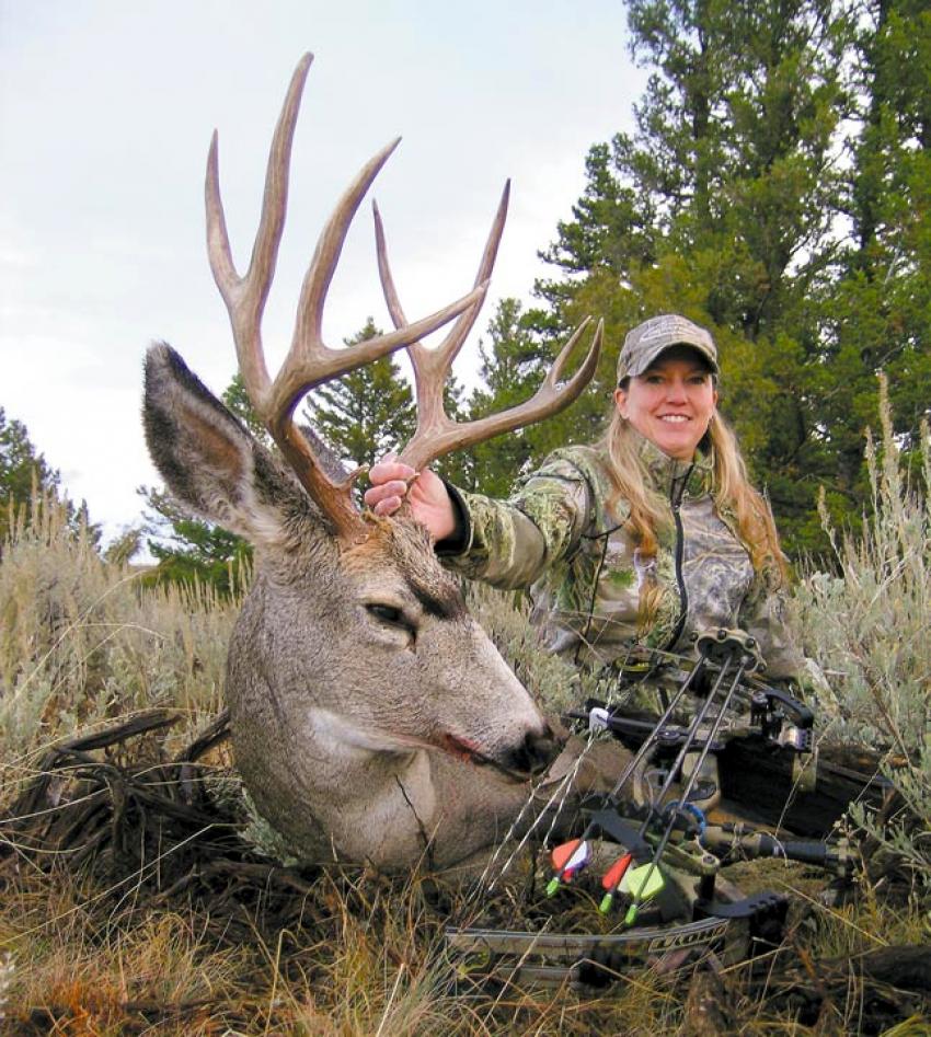 Upswing in Women Deer Hunter Numbers 04 | B2B Realtree